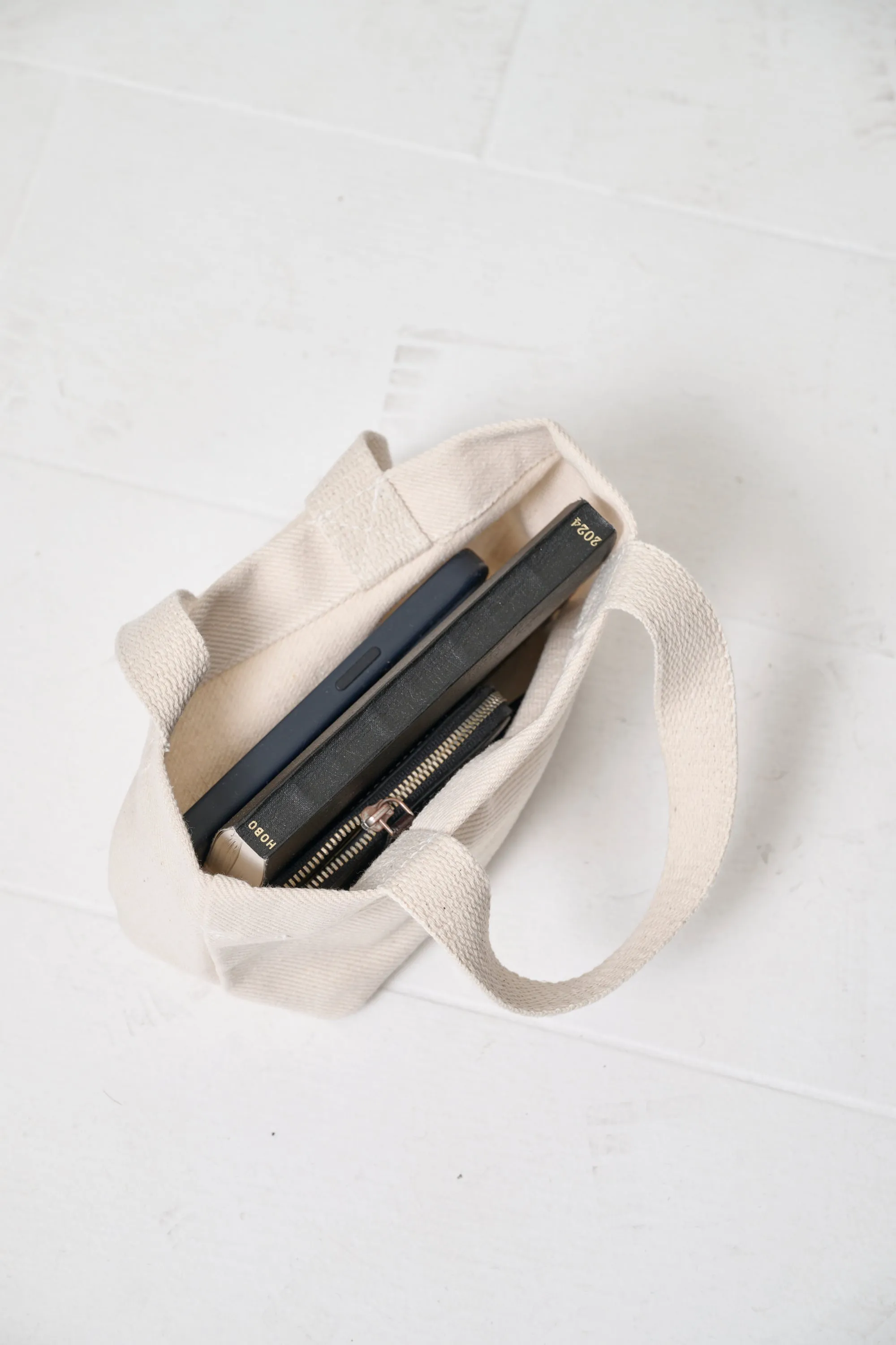 Mini Closed-Loop Tote